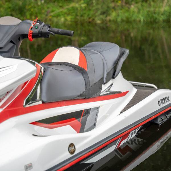 Yamaha VXR WaveRunner - Image 9